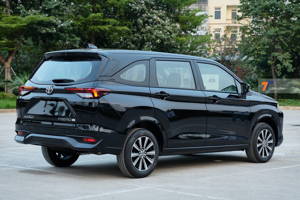 Toyota Avanza Premio 2022 có kích thước tổng thể (D x R x C) là 4.395 x 1.730 x 1.700 mm. Toyota Avanza Premio 2022 có kích thước tổng thể (D x R x C) là 4.395 x 1.730 x 1.700 mm.