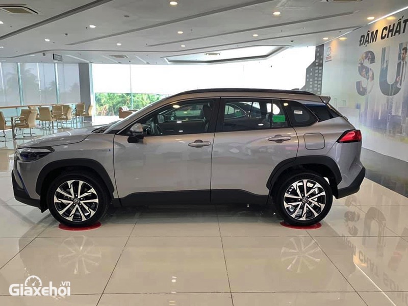 hong xe toyota corolla cross 2022 hybrid giaxehoi vn 13
