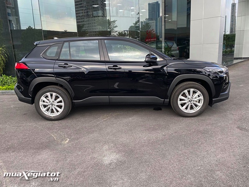 hong-xe-toyota-cross-1.8g-2021-mau-den-muaxegiatot-vn